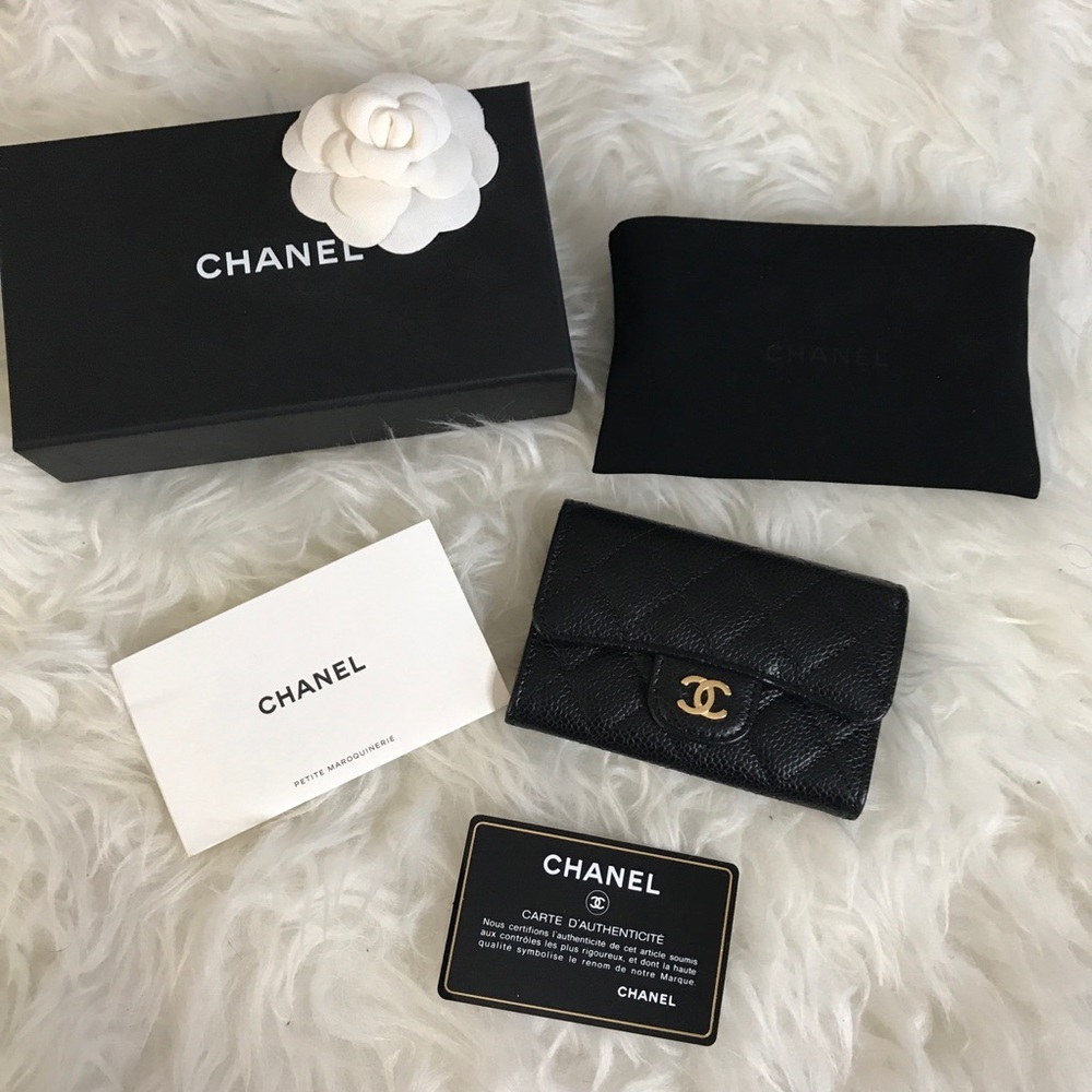 💕Chanel Flap Card holder in caviar leather